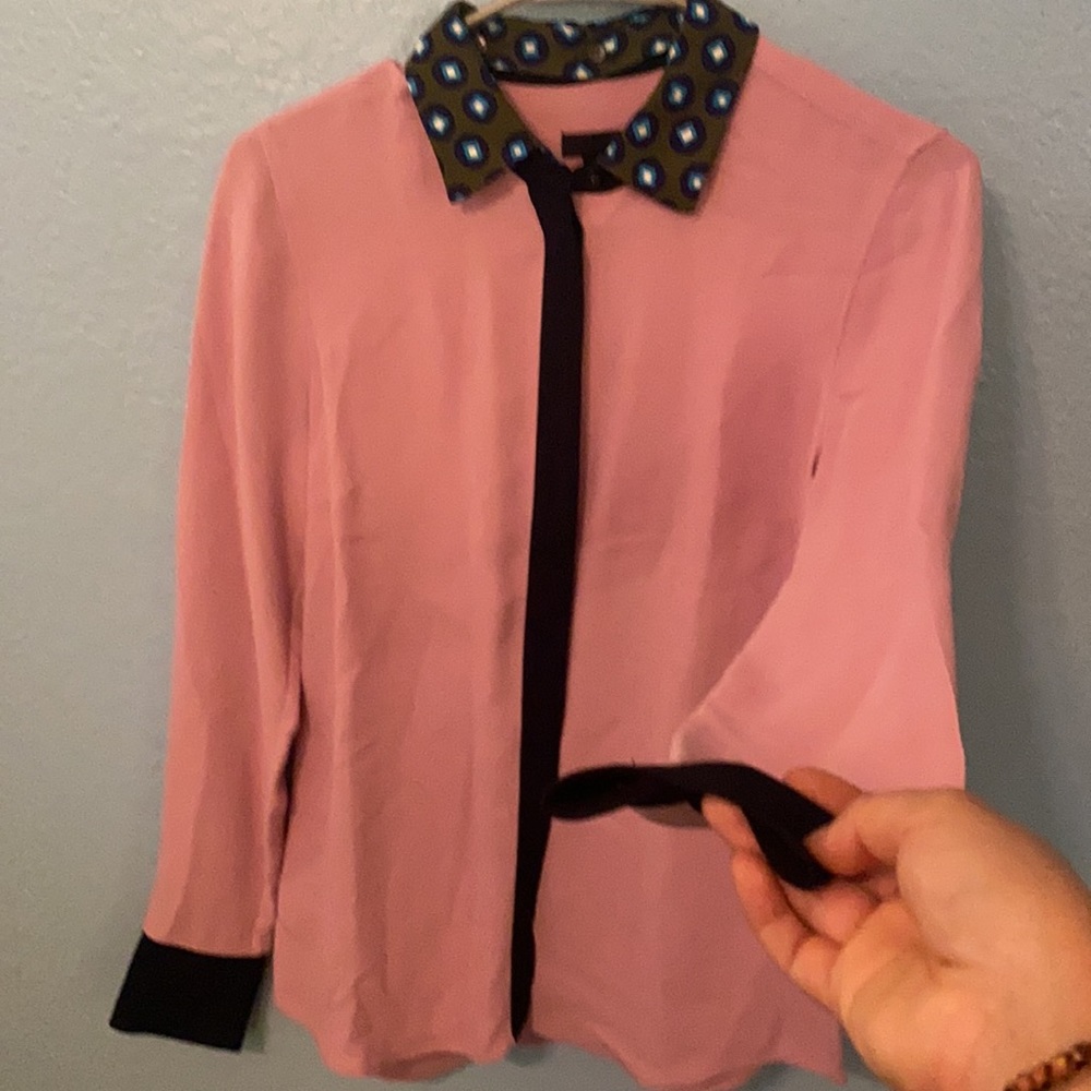 blouse - Picture 2 of 2